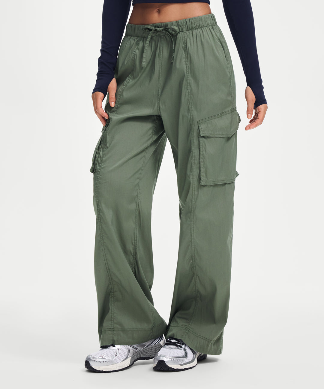 パンツ PU Coated Wide-Leg Cargo Pants PU Coated Wide-Leg Cargo Pants WN11369 – WONDER NOAH